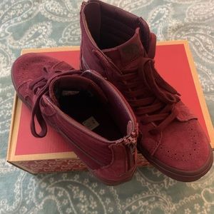 VANS Women’s Sk8 HI TOP (Burgundy)